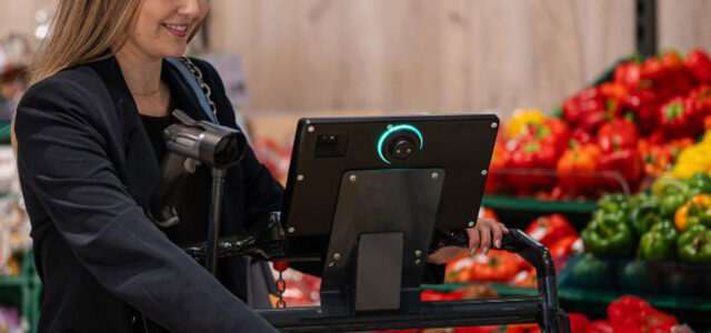 Der Ultimateshopper Plus ist ein Highlight auf dem Euroshop-Stand von J.D. Geck, einem führenden Hersteller von Warenträgern für Regalsysteme, Displays und POS-Produkten. Foto: J.D. Geck GmbH