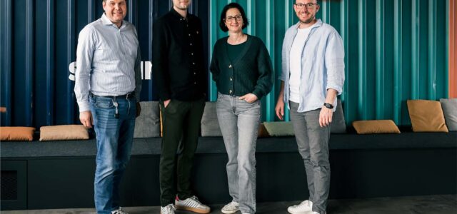 Christopher Evers, Bartenbach-Geschäftsführer Vertrieb, Dominik Schewe, Global Brand Manager und Stefanie Haastert, Team Lead Graphics Hub der BERNER Group, sowie Mario Lohmann, Key Account Manager bei Bartenbach Werbemittel Fullservice