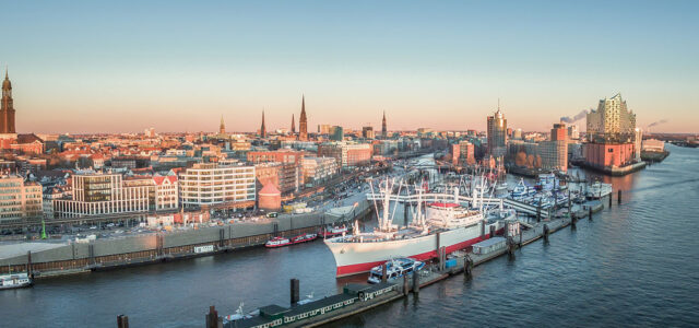 Ansicht Hamburger Hafen und Stadt